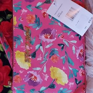 Betsey Johnson printed crossbody